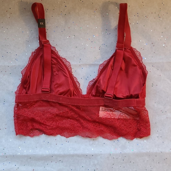 🥳LAST ONE🥳BUY 1 GET 1 FREE VICTORIA SECRET RED CROCHET BRA - Picture 7 of 11